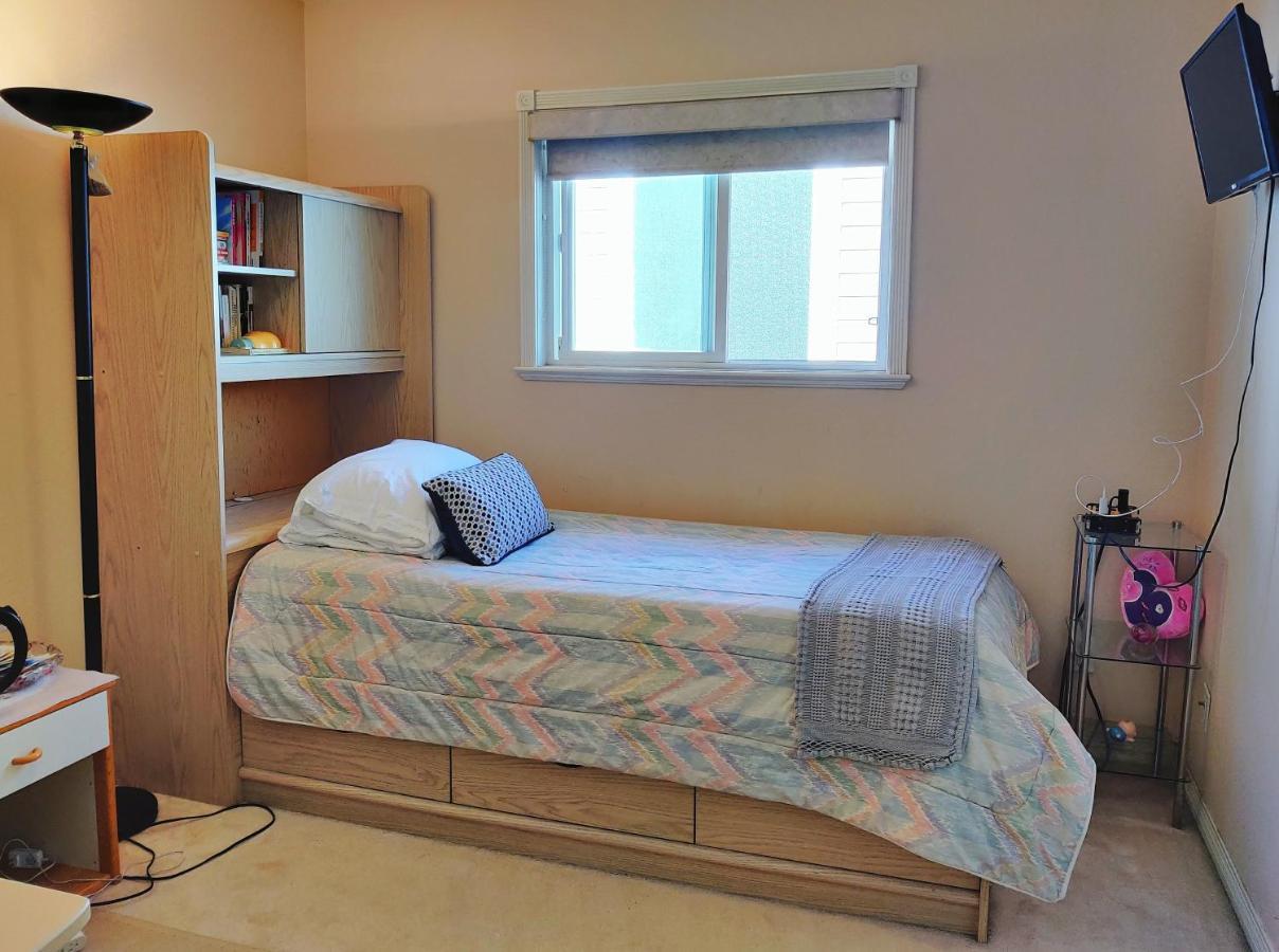וונקובר Helen'S House / Close To Skytrain And Airport מראה חיצוני תמונה